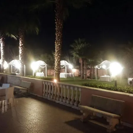 Corallo Dell'etna Bed & Breakfast 3*
