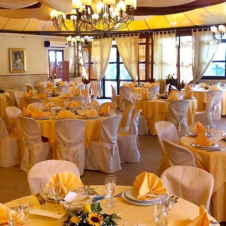 Corallo Dell'etna Bed & Breakfast 3*