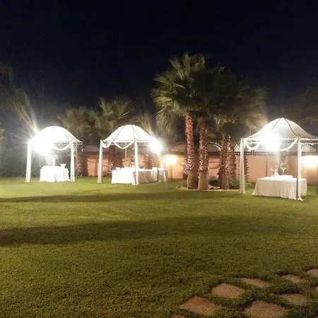 Corallo Dell'etna Bed & Breakfast Aci SantʼAntonio